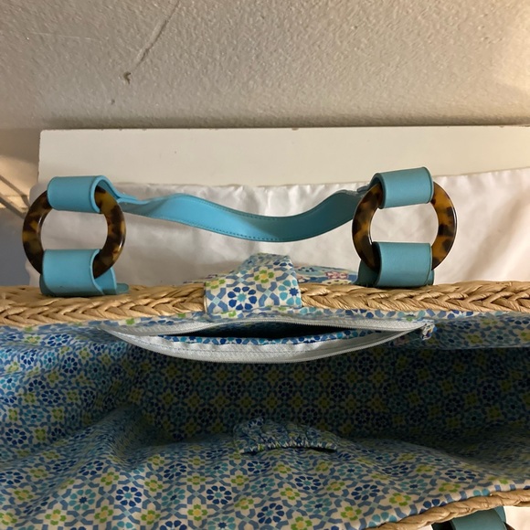 Vera Bradley Woven Tote with Blue and Tan Accents - Picture 8 of 8